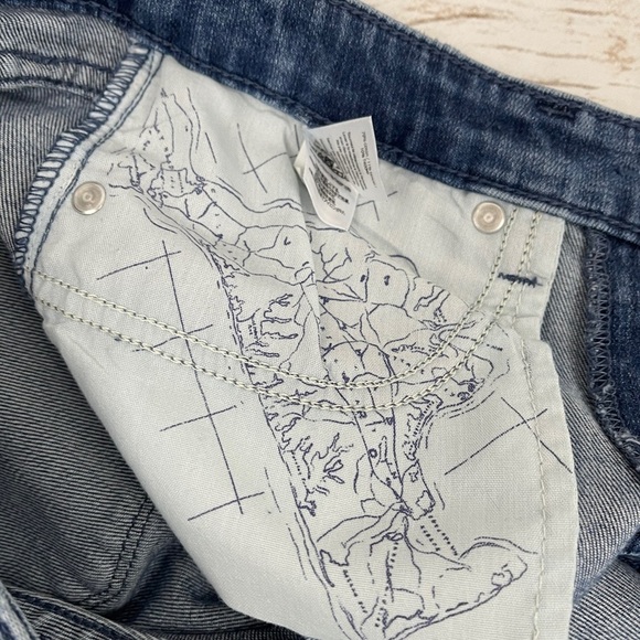 Vineyard Vines Ankle Frayed Hem Jeans NWOT - Picture 6 of 11